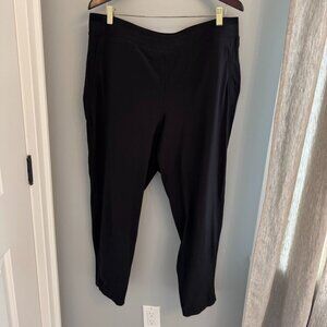Athleta Brookly Mid Rise Jogger - Black - Size 16